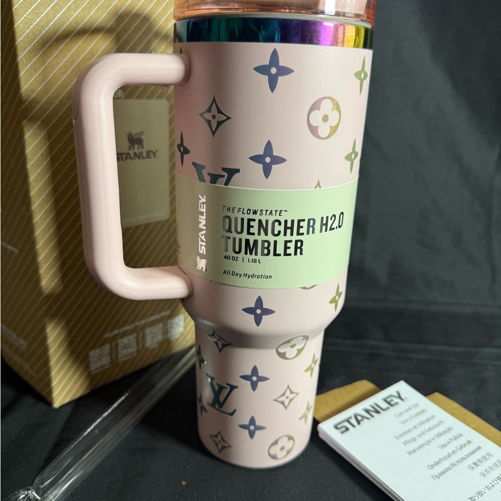 Stanley Quencher H2.0 Tumbler - Pastel Pink with Colorful Patterns